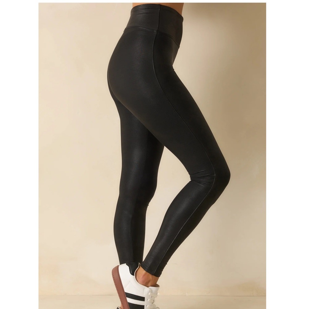SPANX Faux Leather Leggings Black High Waisted Compression Womens Size L Large